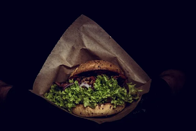برغر كلاسيك بالجبن